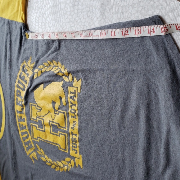 Harry Potter Hufflepuff Raglan Athletic T-shirt Size M - Picture 7 of 11